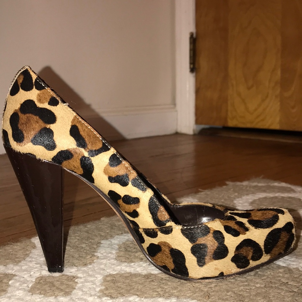 7.5 | “Mimossa1 | Steven by Steve Madden